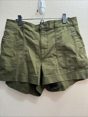 Old Navy Olive Utility Pocket Shorts
